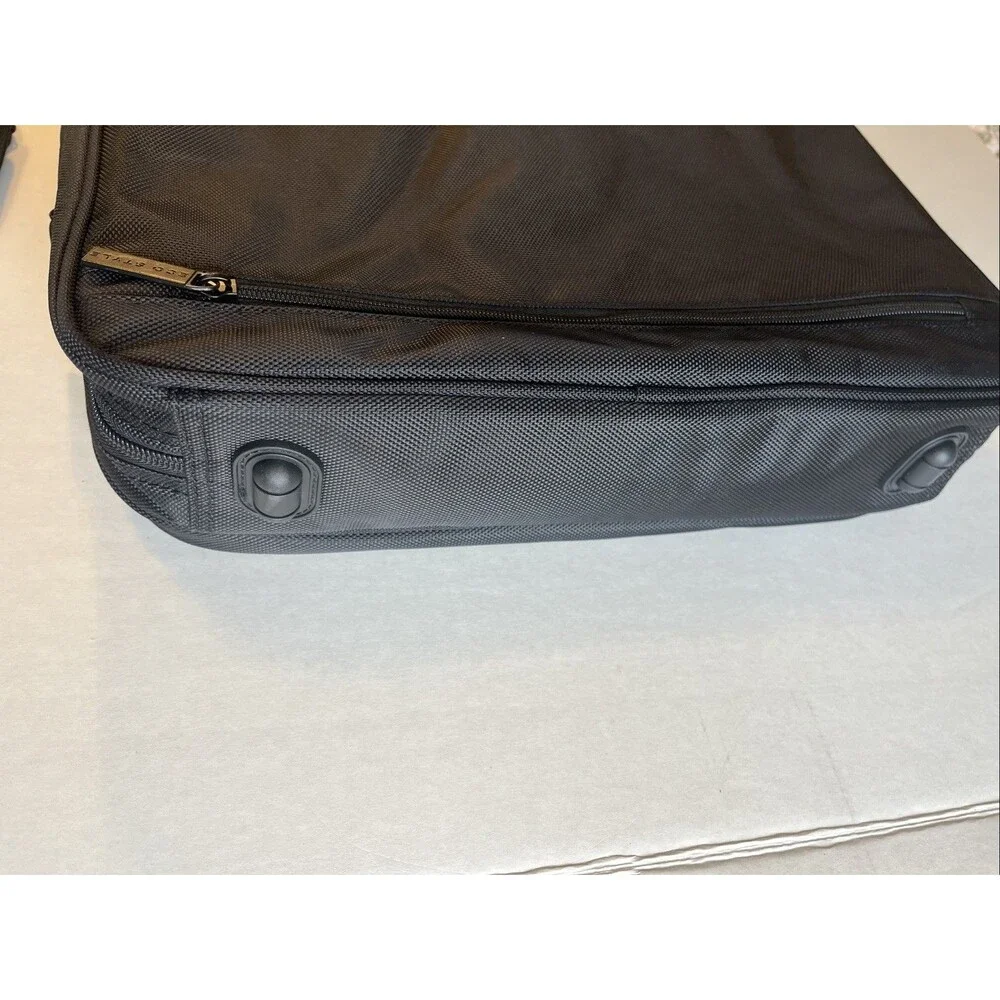 Eco Style Laptop Bag Pro Tech Topload Black Red Business Travel Case Fits 15.6”